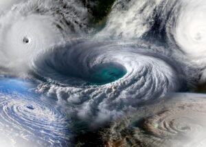 Bão được hình thành như thế nào và yếu tố khiến bão mạnh lên