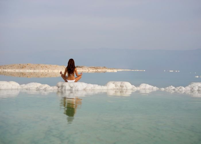 Biển Chết còn nổi tiếng bởi giá trị y học và làm đẹp của nó