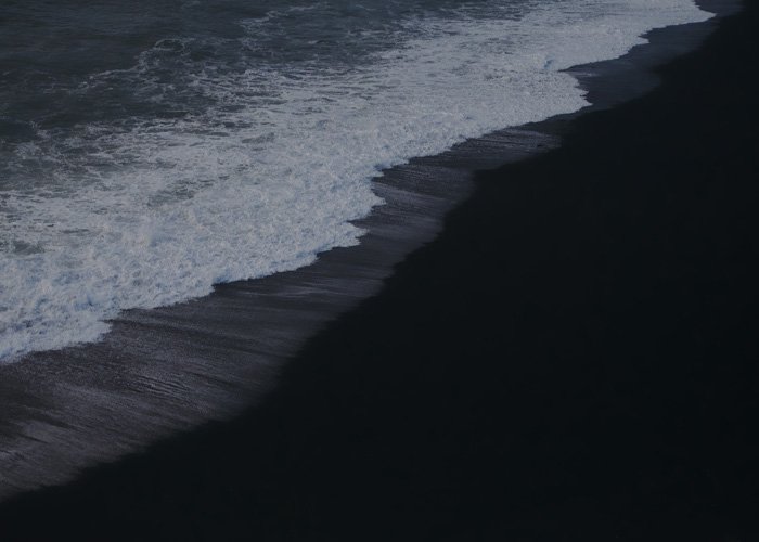 Biển Đen có độ sâu tối đa lên tới 2.212 mét