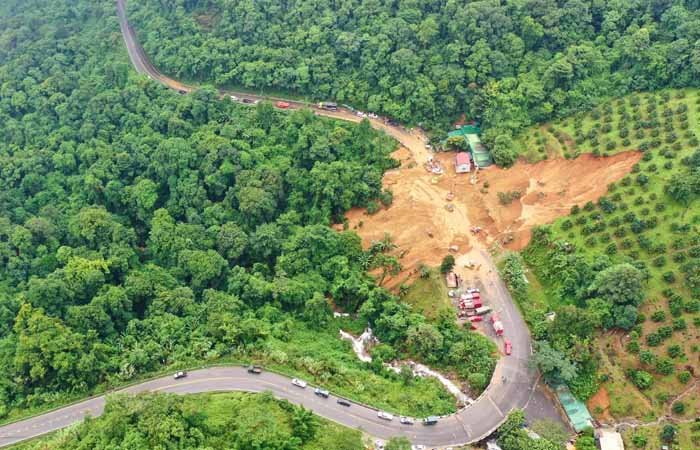 Cháy rừng làm tăng nguy cơ bị sạt lở đất, lũ quét, xói mòn 