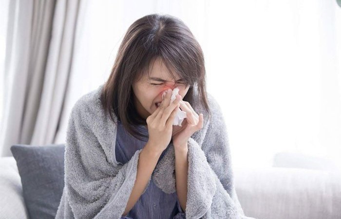 Độ ẩm không khí quá cao có thể gây phản ứng dị ứng mũi