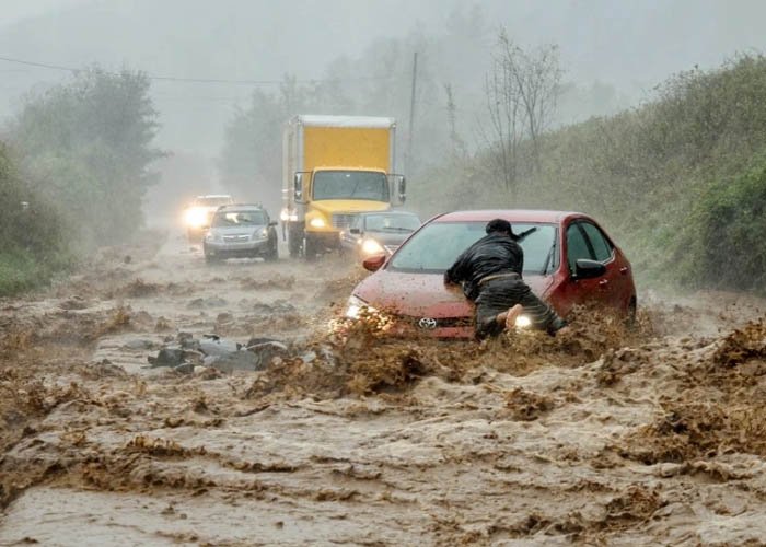 Thời tiết cực đoan, thiên tai xảy ra thường xuyên