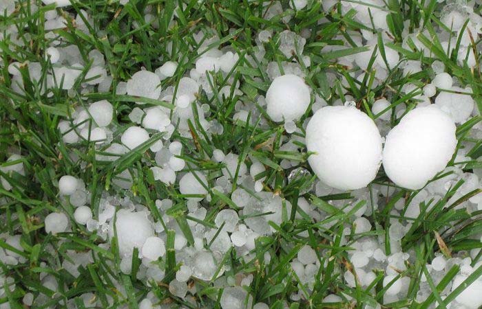 Có nhiều loại mưa đá khác nhau dựa theo kích thước từ nhỏ đến lớn