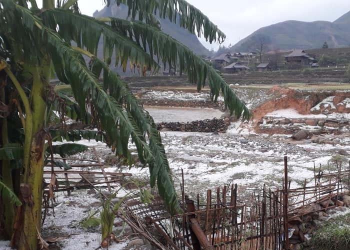 Mưa đá hình thành từ sự đối lưu cực mạnh trong các đám mây giông lớn