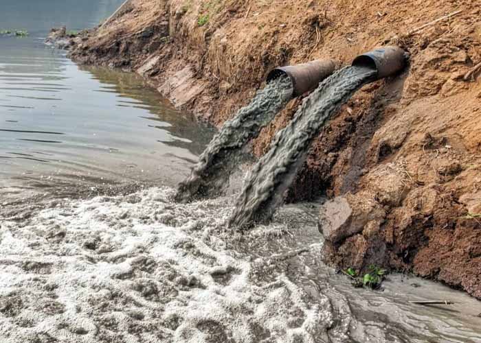 Nước thải công nghiệp có thể làm ô nhiễm nguồn nước
