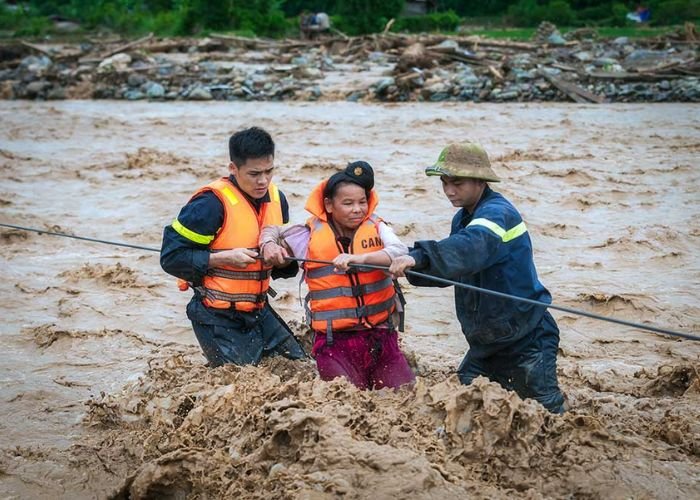 Sự phân biệt rõ ràng tạo nền tảng cho hoạt động đi lại, lao động ngoài trời và sắp xếp công việc theo ngày