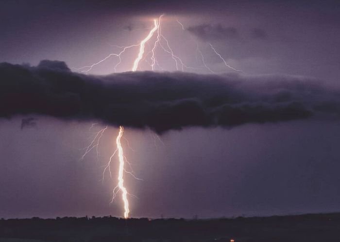 Sét trong mây là loại sét phổ biến nhất