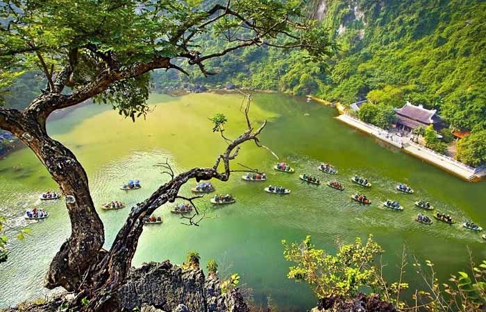 Mùa đông tại Ninh Bình khá khô ráo và thoáng đãng