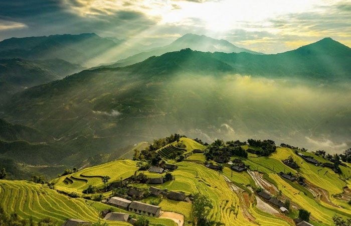 Khí hậu Sơn La có sự phân hóa nhiệt độ theo độ cao