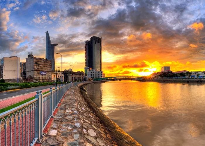 Giai đoạn từ tháng 12 đến tháng 4 năm sau được coi là mùa du lịch cao điểm tại các tỉnh phía Nam