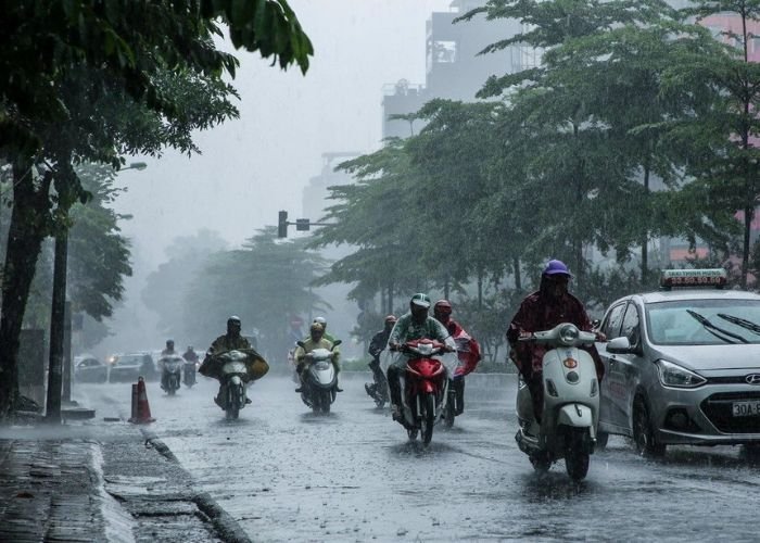 Mưa giông gây ra nhiều ảnh hưởng tới đời sống con người