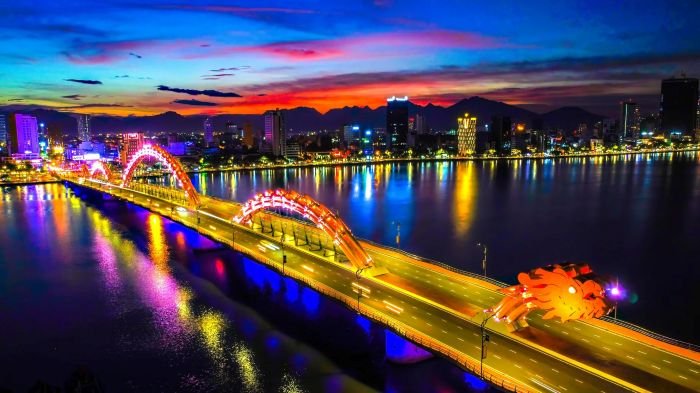 mua mua da nang thang may