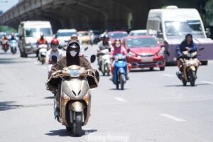 Oi bức là gì? Vì sao trời oi bức khiến cơ thể dễ mệt và khó chịu?