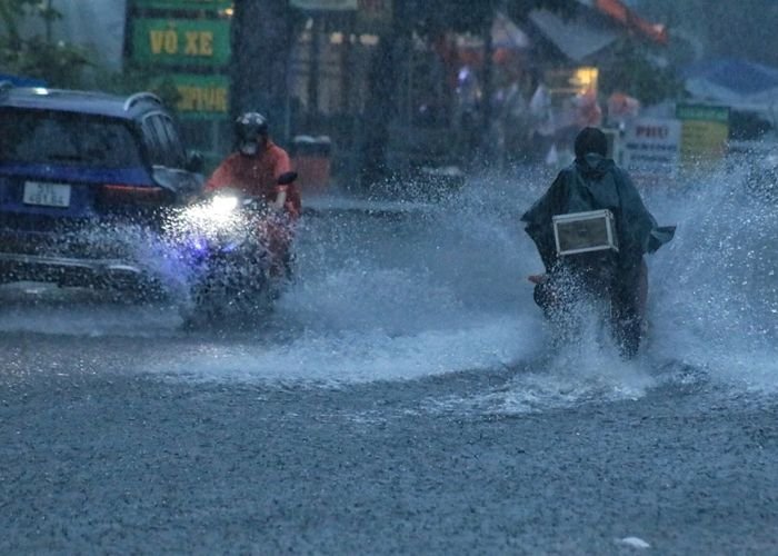 Lượng mưa trung bình năm tại Việt Nam rất lớn