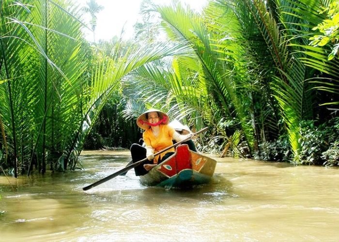 Khí hậu miền Nam mang đặc điểm cận xích đạo với nền nhiệt độ cao và ổn định trong suốt cả năm